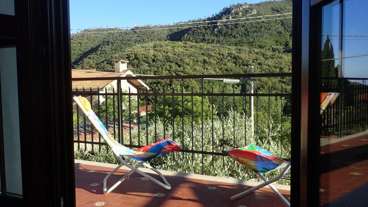 Casetta Al Mare Giustenice Εξωτερικό φωτογραφία